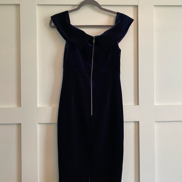 NWOT Bardot Velvet Dress - Picture 3 of 4